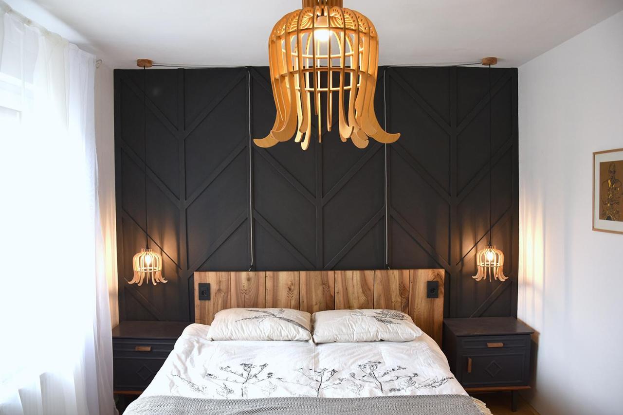 Lesnavesna Designer Apartment With A Garden Visoko  Buitenkant foto