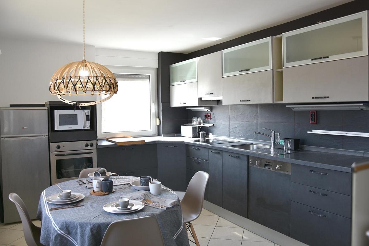 Lesnavesna Designer Apartment With A Garden Visoko  Buitenkant foto